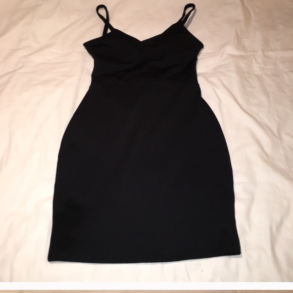 Fabletics Malindi Dress - Picture 3 of 5